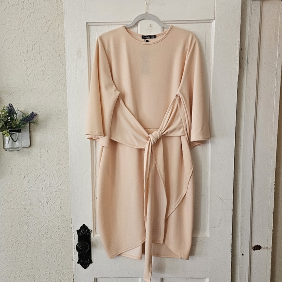 Boohoo Women’s Kimono Sleeve Tie Waist Faux Wrap Dress Size 18 Blush Pink - Picture 1 of 9